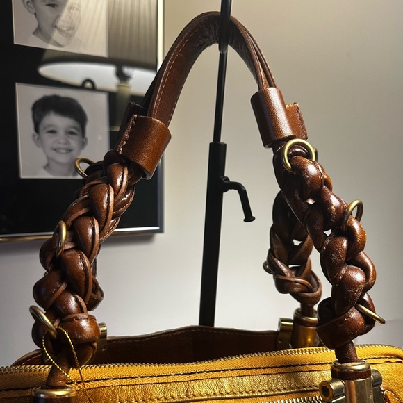 Chloe Bronze Leather Shoulder Bag - Picture 3 of 16